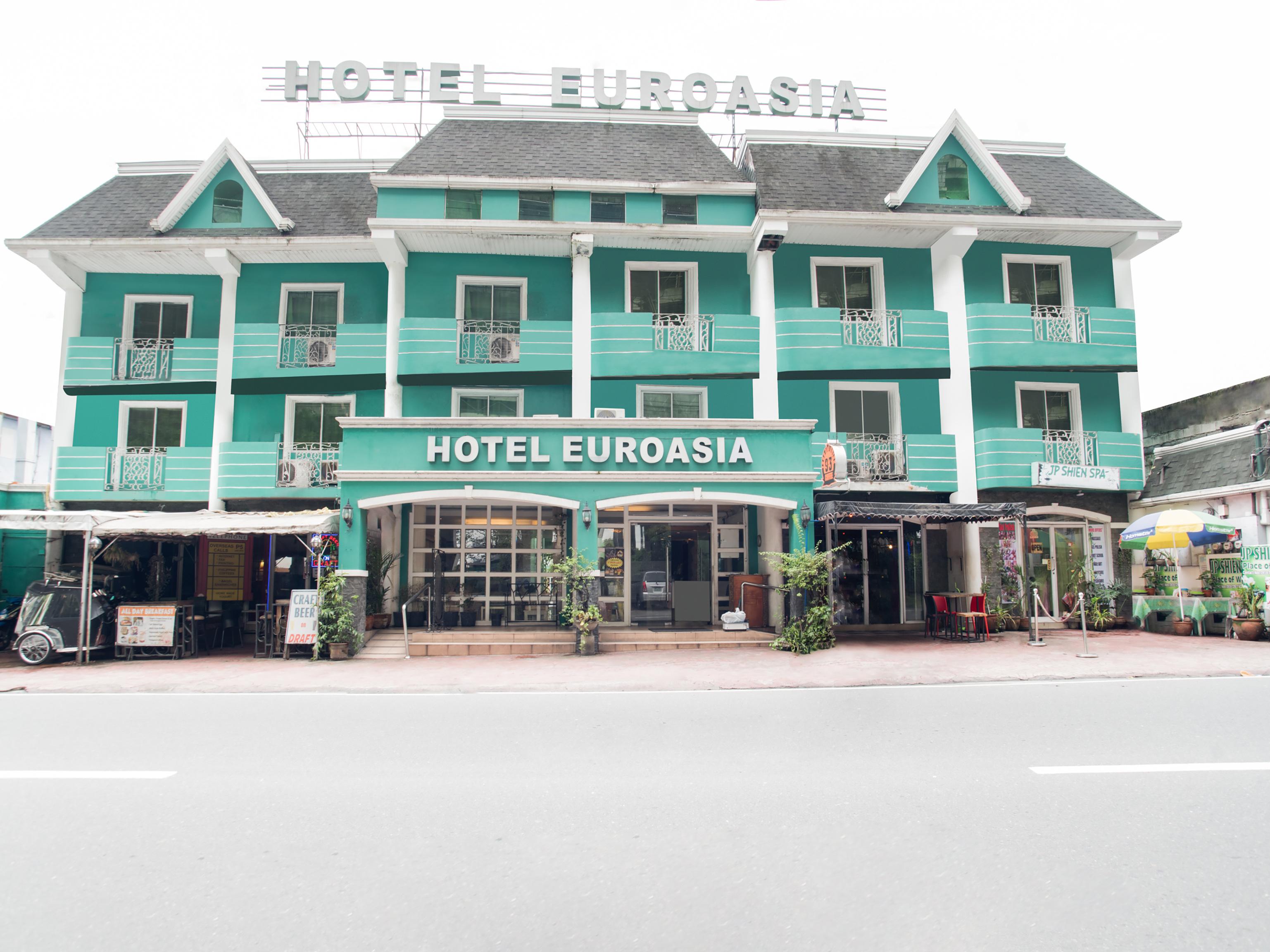 Hotel Euroasia By Bluebookers Angeles Eksteriør bilde